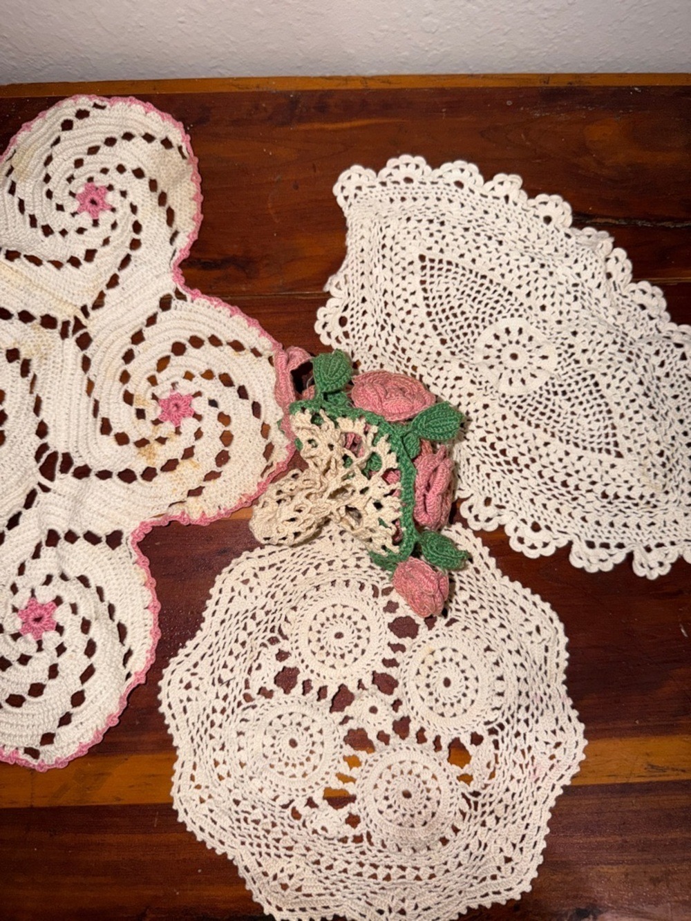 Vintage Handmade Roses doilies Antique Crochet Doily Set Floral Design 4 pieces